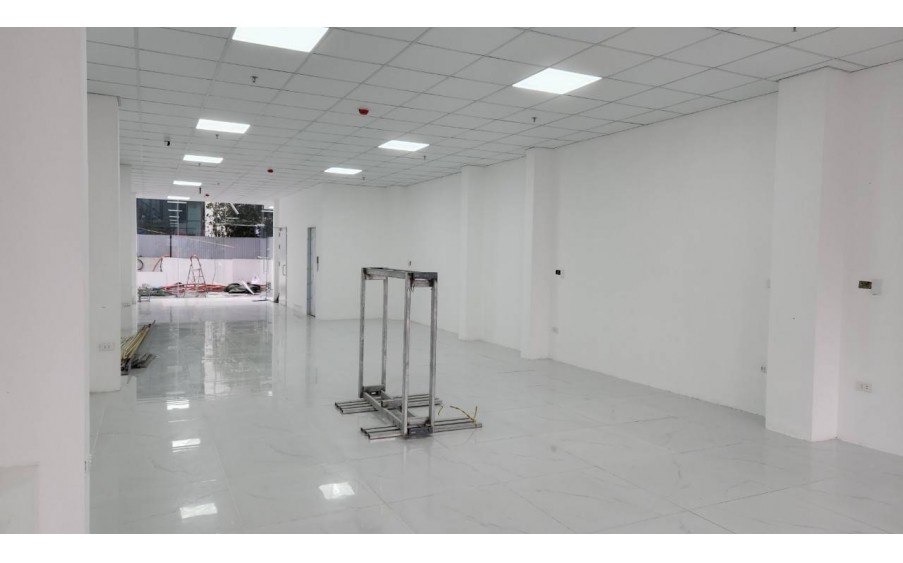 CHO THUÊ NHÀ VÕ CHÍ CÔNG, TÂY HỒ, 6 TẦNG, THÔNG SÀN, THANG MÁY MT 6M, 230M2, GIÁ 198 TRIỆU/THÁNG - KD ĐỈNH